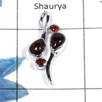 Garnet Onyx Cab & Cut H - NSP945 - Awesome Natural Red Garnet Gemstone 925 Sterling Silver Designer Pendant