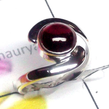 Garnet H - PSR948-Single Gemstone Made in 925 Sterling Silver Plain Ring Garnet H - PSR948-Single Gemstone Made in 925 Sterling Silver Plain Ring