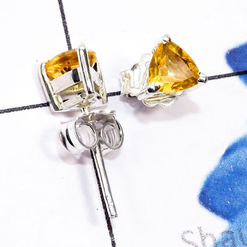 Citrine Cut O - SSE966-4mm Triangle Faceted Gemstone 925 Silver Stud Earring