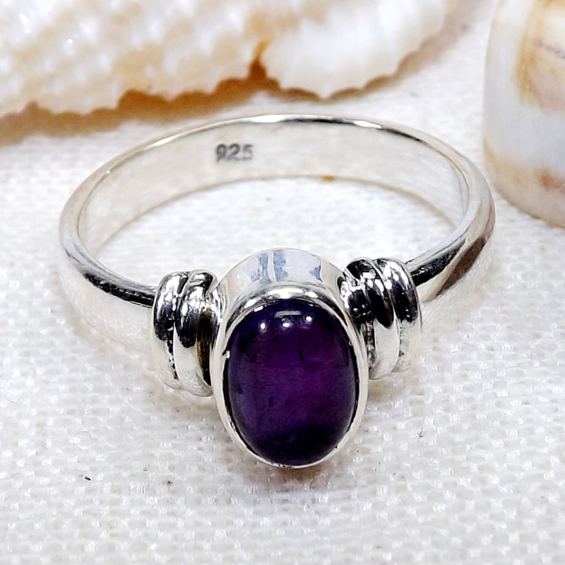 Amethyst Cab O - BDR963-7X5mm Oval Shape 925 Sterling Silver Small Rings