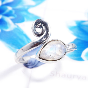 Rainbow Moonstone G - RSS928-Fabulous 925 Sterling Silver Preety Designer Rings Handma Rainbow Moonstone G - RSS928-Fabulous 925 Sterling Silver Preety Designer Rings Handma