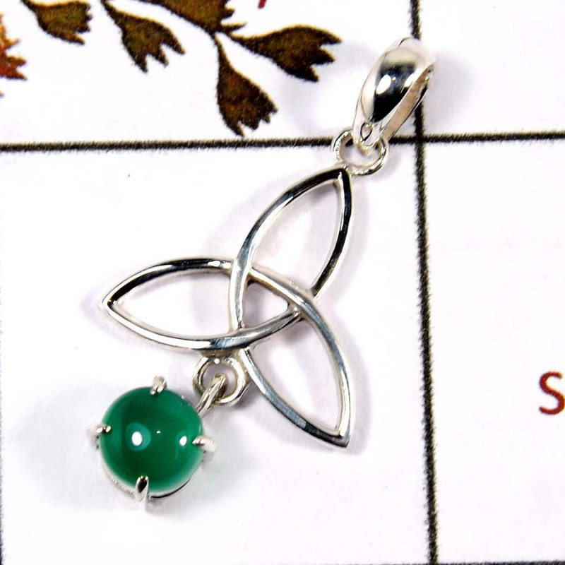 Green Onyx Cab G - SD569-Solid 925 Sterling Silver Trinity Design Earrings With Cab Gemstone