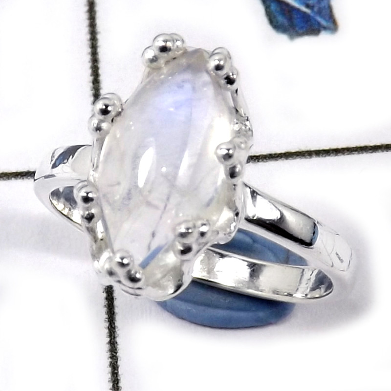 Rainbow Moonstone Cab H - CMJ840-Solid 925 Sterling Silver Cab Gemstone Light Weight Wholesale Ring